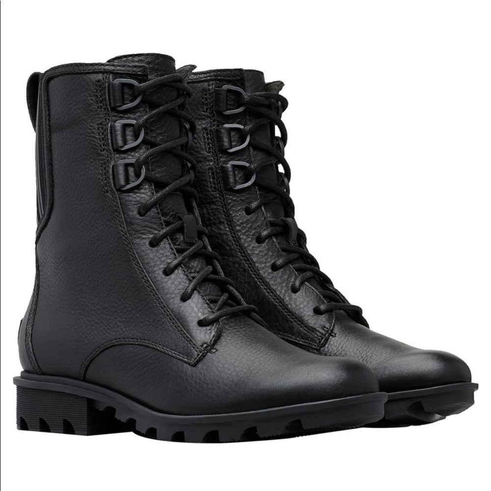 Pheonix Sorel lace up boots New in box